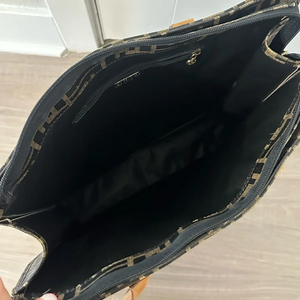 Fendi iconic ff